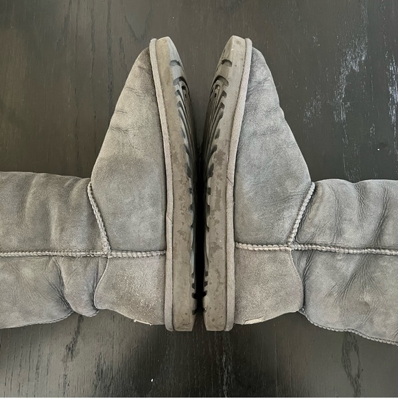 🧡GUC🧡 UGG AUSTRALIA Bailey Triplet Button Boots - Picture 8 of 15